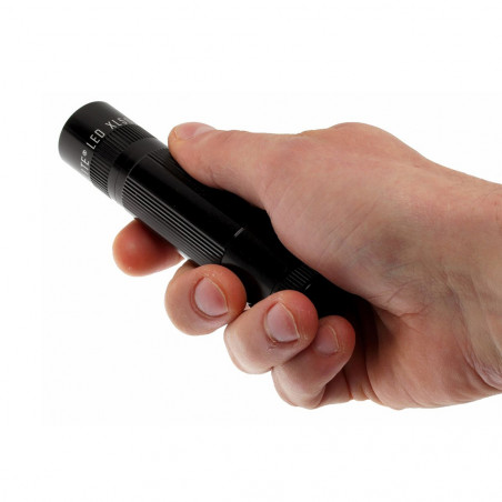 Linterna Maglite® XL50 3AAA - negra